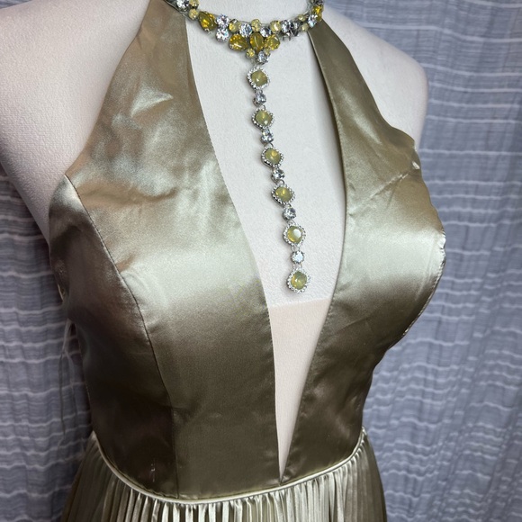 Tarik Ediz Sage Pleated Prom Dress - Picture 8 of 13